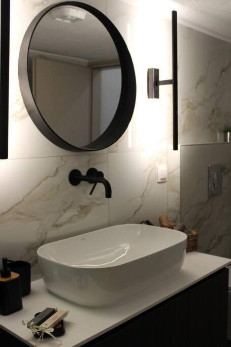 K&M 40 Ekklision A' Apartment ดรามา ภายนอก รูปภาพ